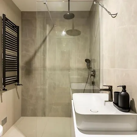 Downtown Central1~novi Dorcol~35m2~walk Everywhere شقة بلغراد