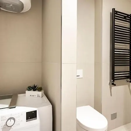 Downtown Central1~novi Dorcol~35m2~walk Everywhere Apartment