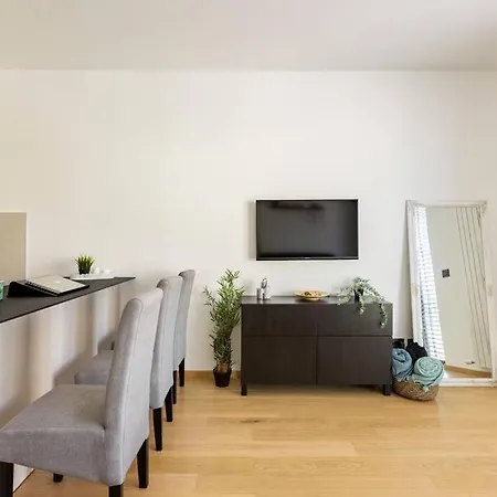 Downtown Central1~novi Dorcol~35m2~walk Everywhere * Belgrade
